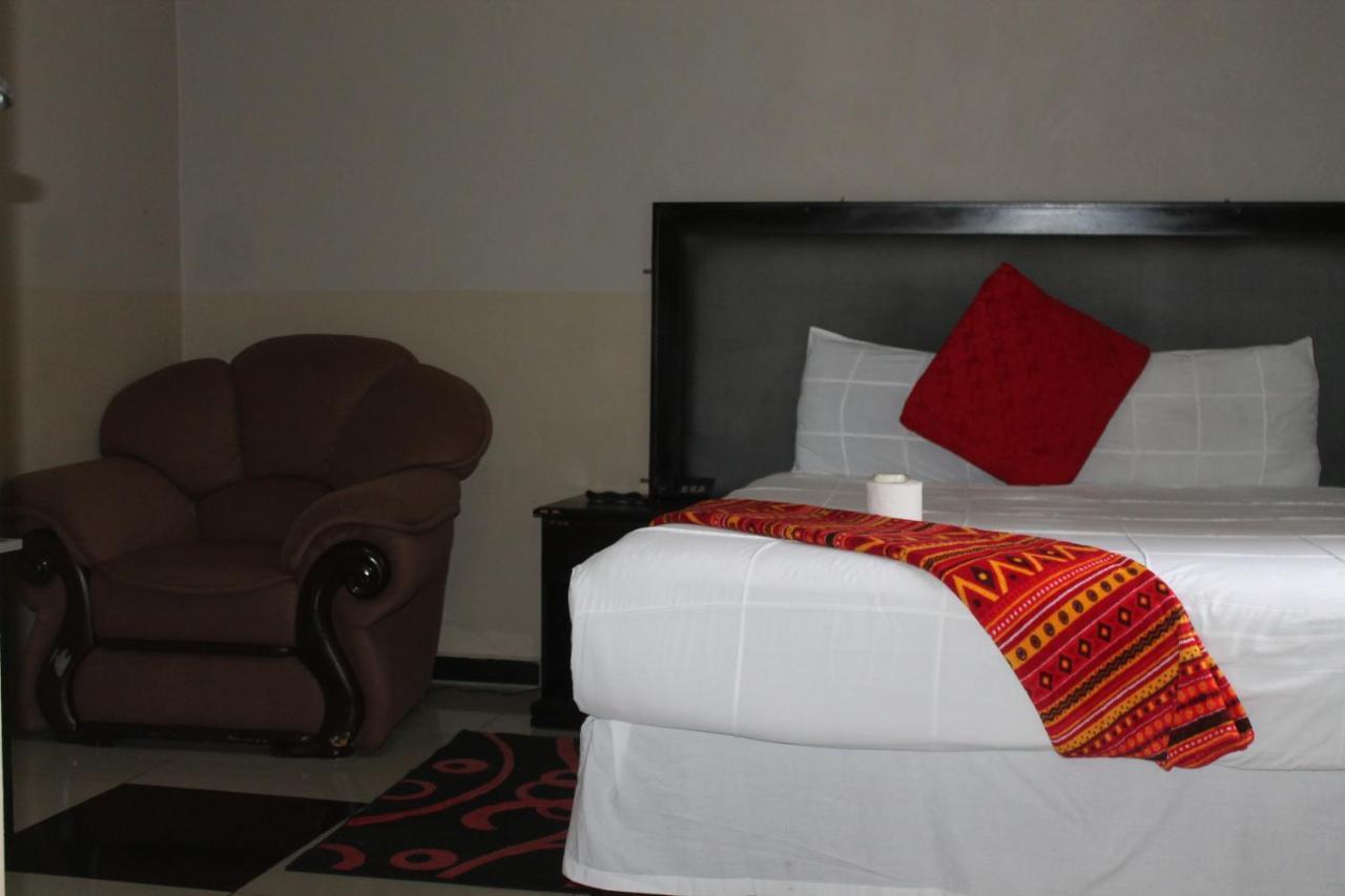 Miraton Guest Lodge Joanesburgo Exterior foto